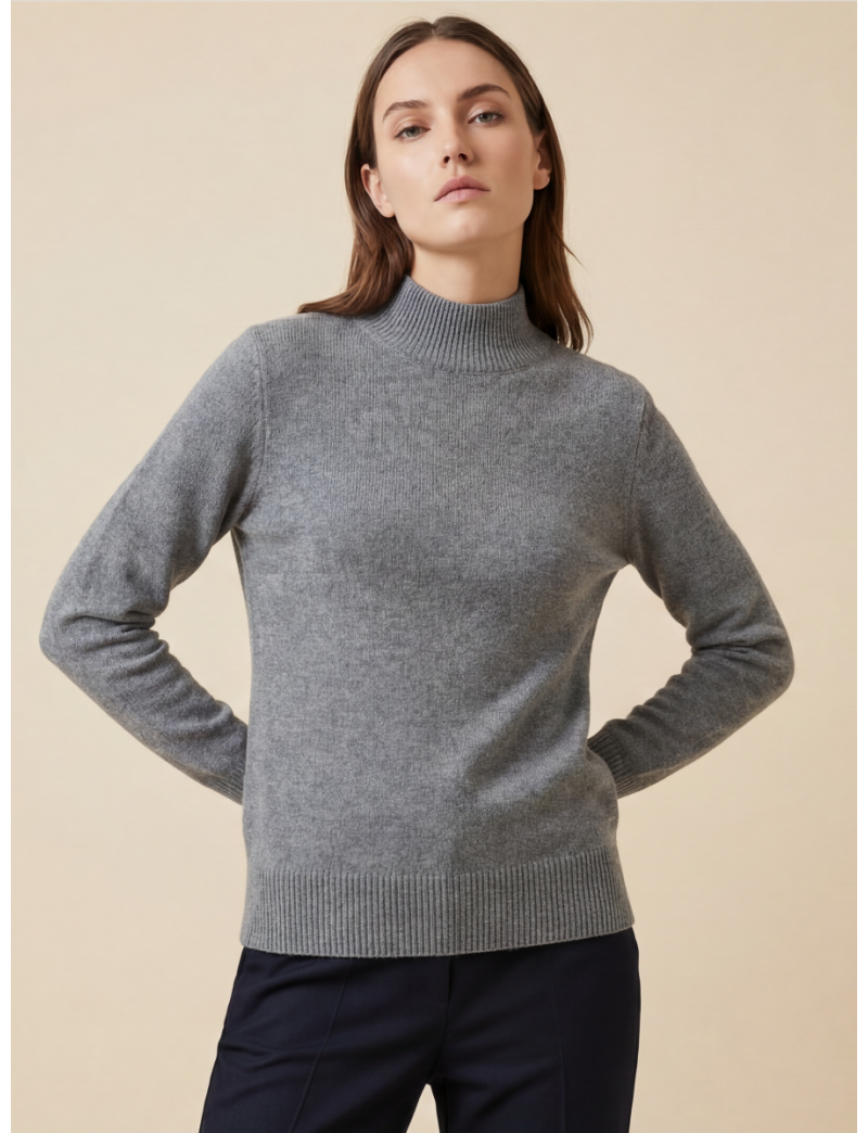 MINIMALIST RIBBED TURTLENECK SWEATER