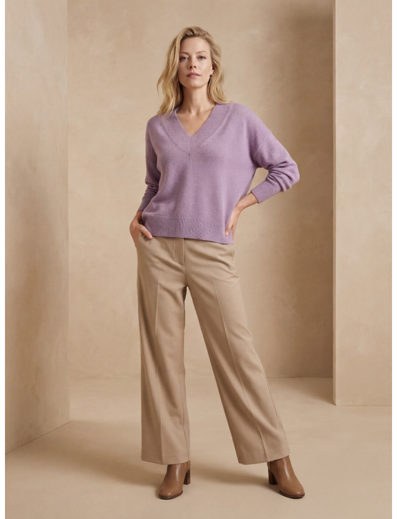 WOMEN’S SOFT VISCOSE-BLEND KNIT TOP