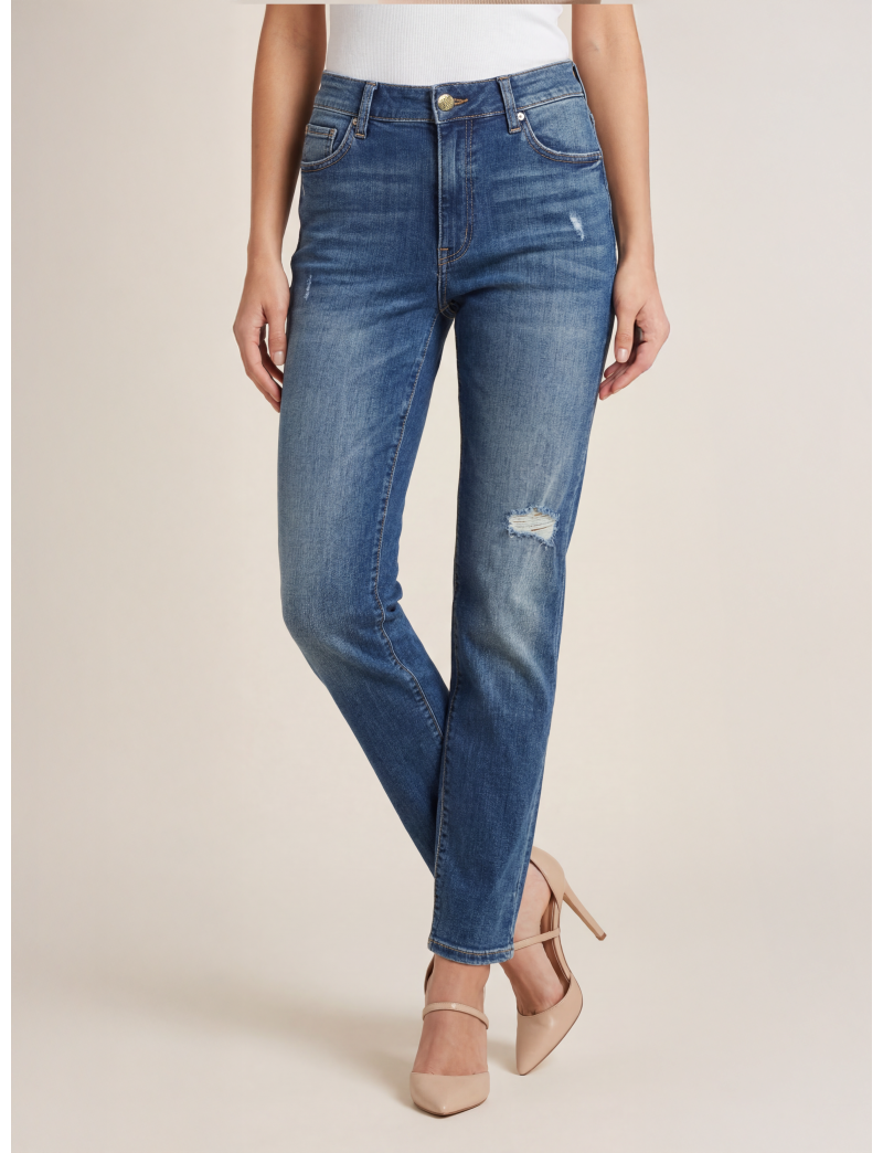 SLIM CHINOS IN VINTAGE-WASH DENIM