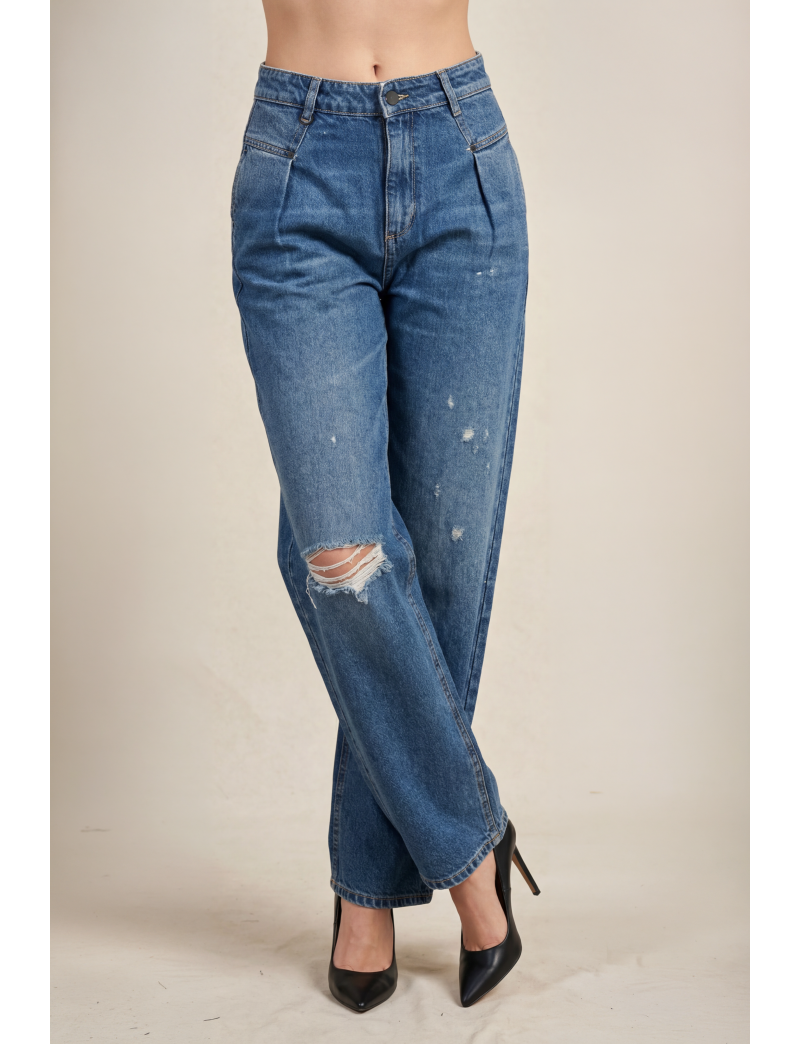 MOM-FIT JEANS WITH FRONT PLEATS