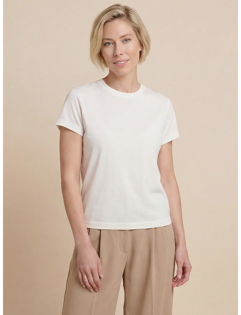 TAILORED EVERYDAY TEE
