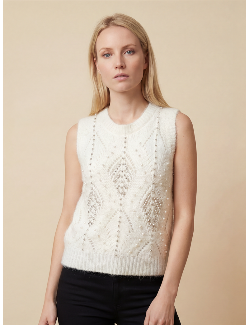 SLEEVELESS TEXTURED SWEATER