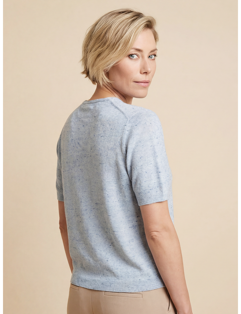 RELAXED V-NECK KNIT TOP