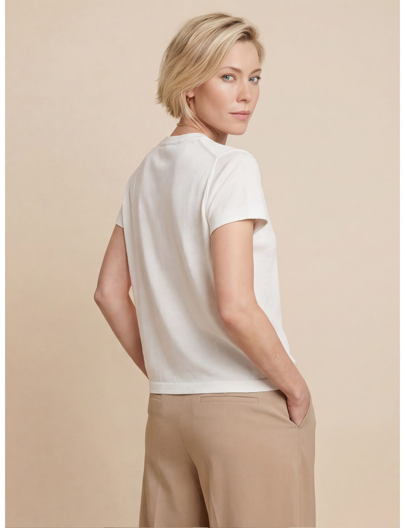 TAILORED EVERYDAY TEE